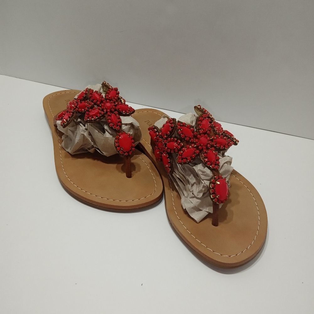 Ivanka Trump/Size 6-1/2/red/flip flops